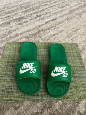 Nike SB Victori Slide Sandals with White Logo